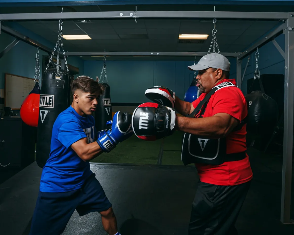 TITLE Aerovent Excel Incredi-Mitts 2.0