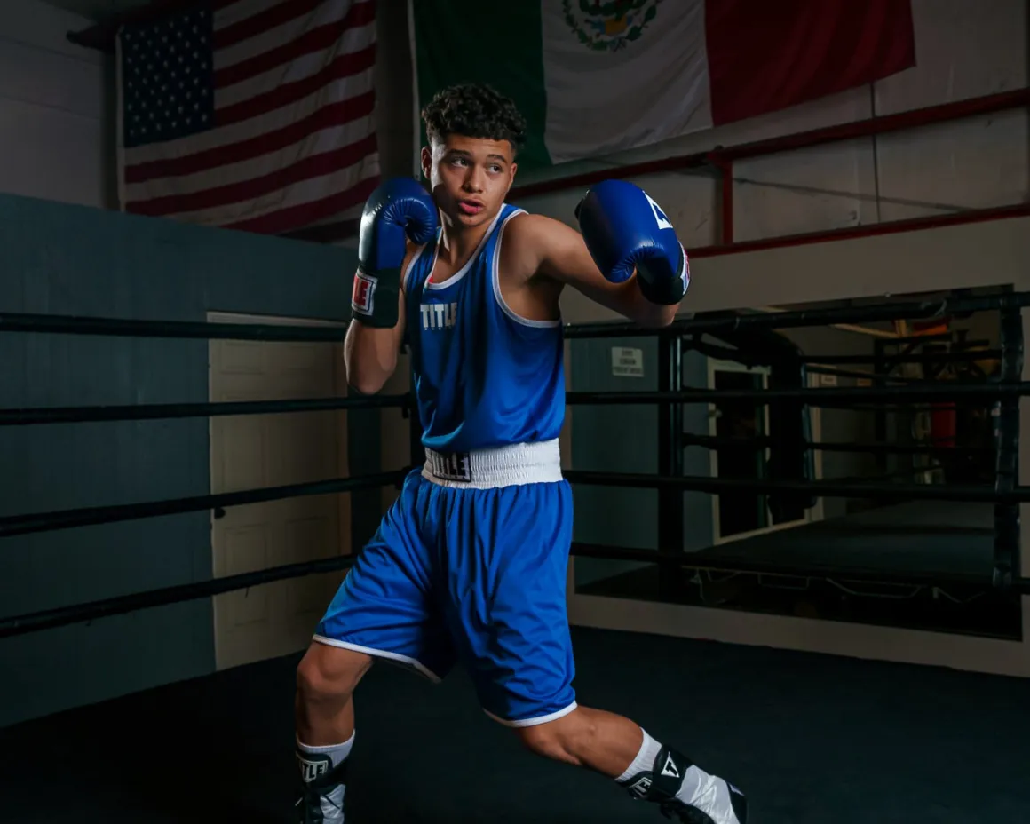 TITLE Boxing Aerovent Elite Amateur Boxing Set 1 v. 2.0