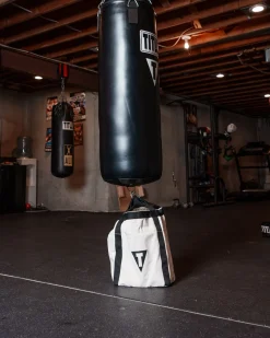 TITLE Boxing Canvas Heavy Bag Anchor