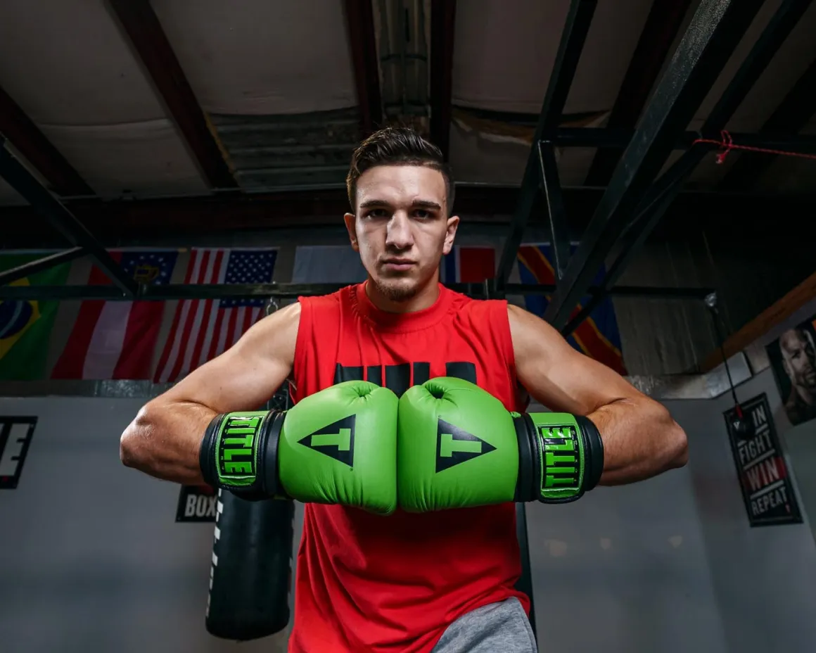 TITLE Boxing Dauntless Training Boxing Gloves