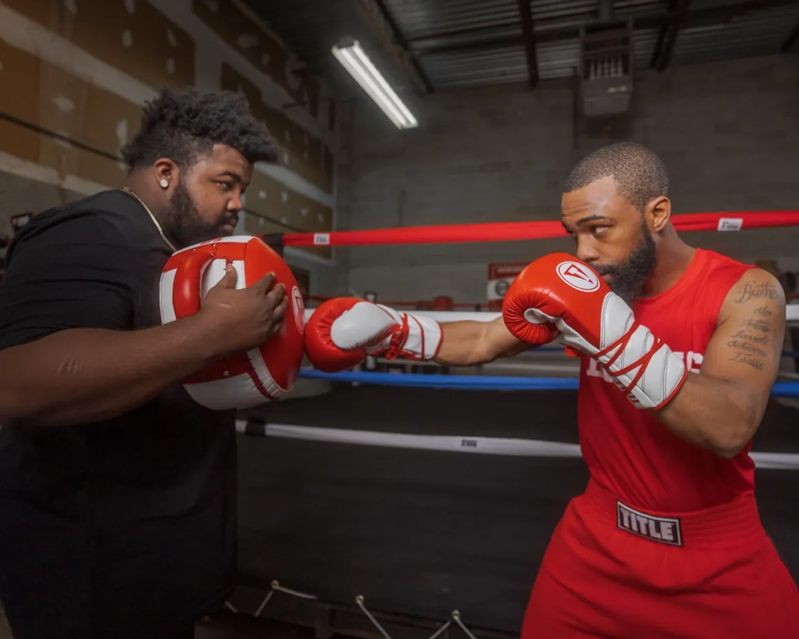TITLE Boxing Fighting Fresh Punch Shield