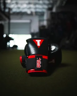 TITLE Boxing Gel Generation Leather Bag Boxing Gloves
