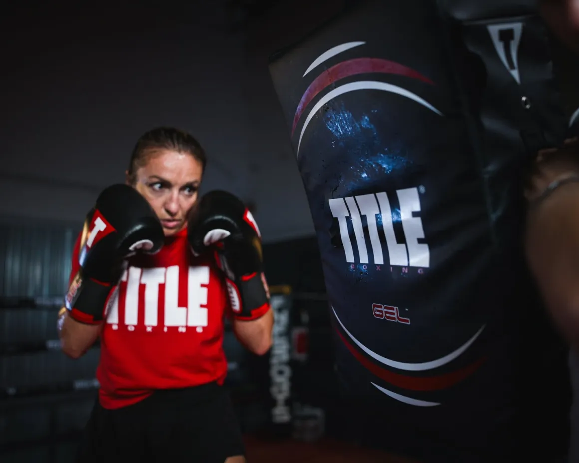 TITLE Boxing Gel Ripple Strike Shield