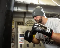 TITLE Boxing Heavy Bag & Mitt Bundle