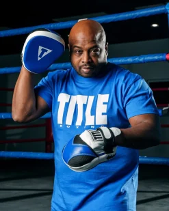 TITLE Boxing Iconic Block Muscle Tee