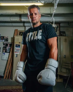 TITLE Boxing Iconic Block Tee