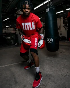 TITLE Boxing Iconic Block Tee