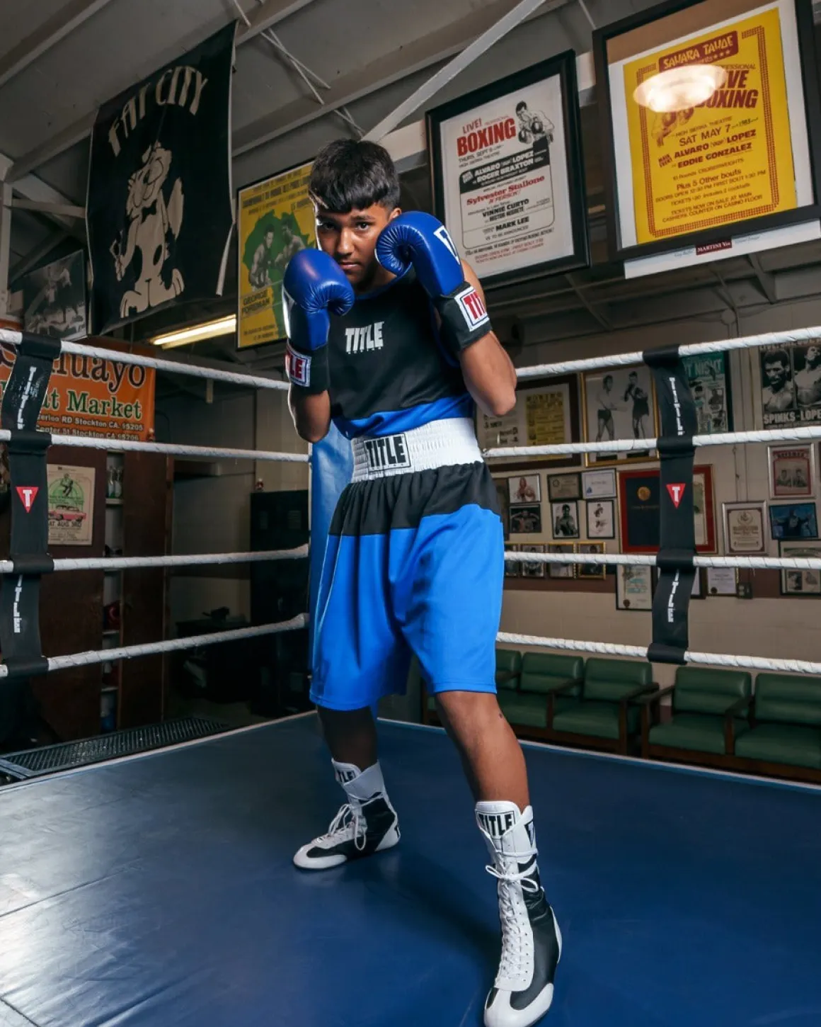 TITLE Boxing Latitude Amateur Boxing Set