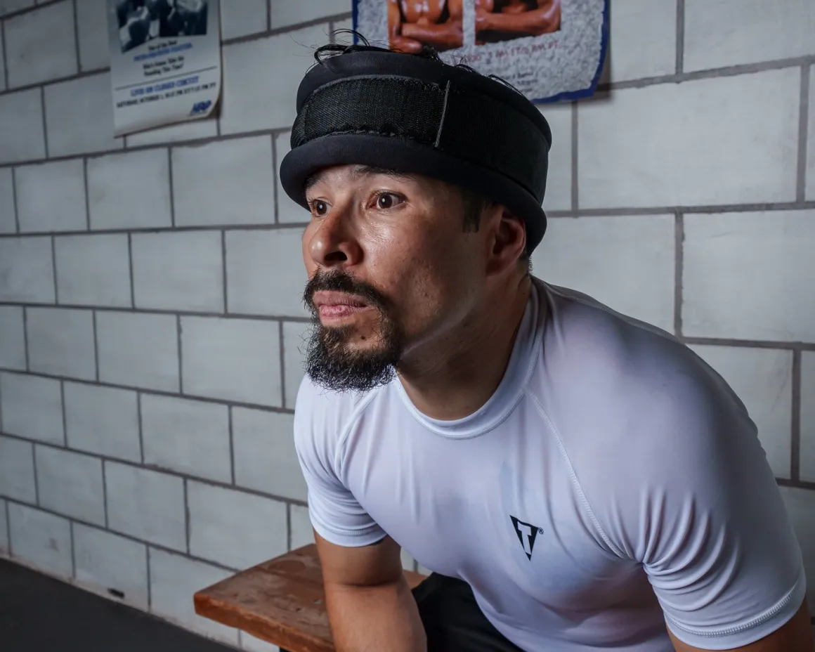 TITLE Boxing Neck Strengthener 3.0