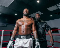TITLE Boxing Old School Corner Jacket 2.0