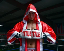TITLE Boxing Pro Fingertip Robe 2.0