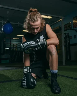 TITLE Boxing Soft Strike Gel Bag Gloves