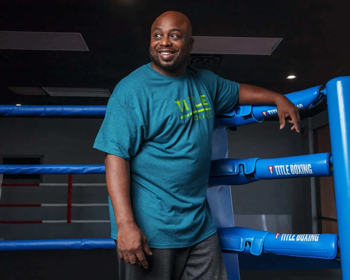 TITLE Boxing Striped Wordmark Tee