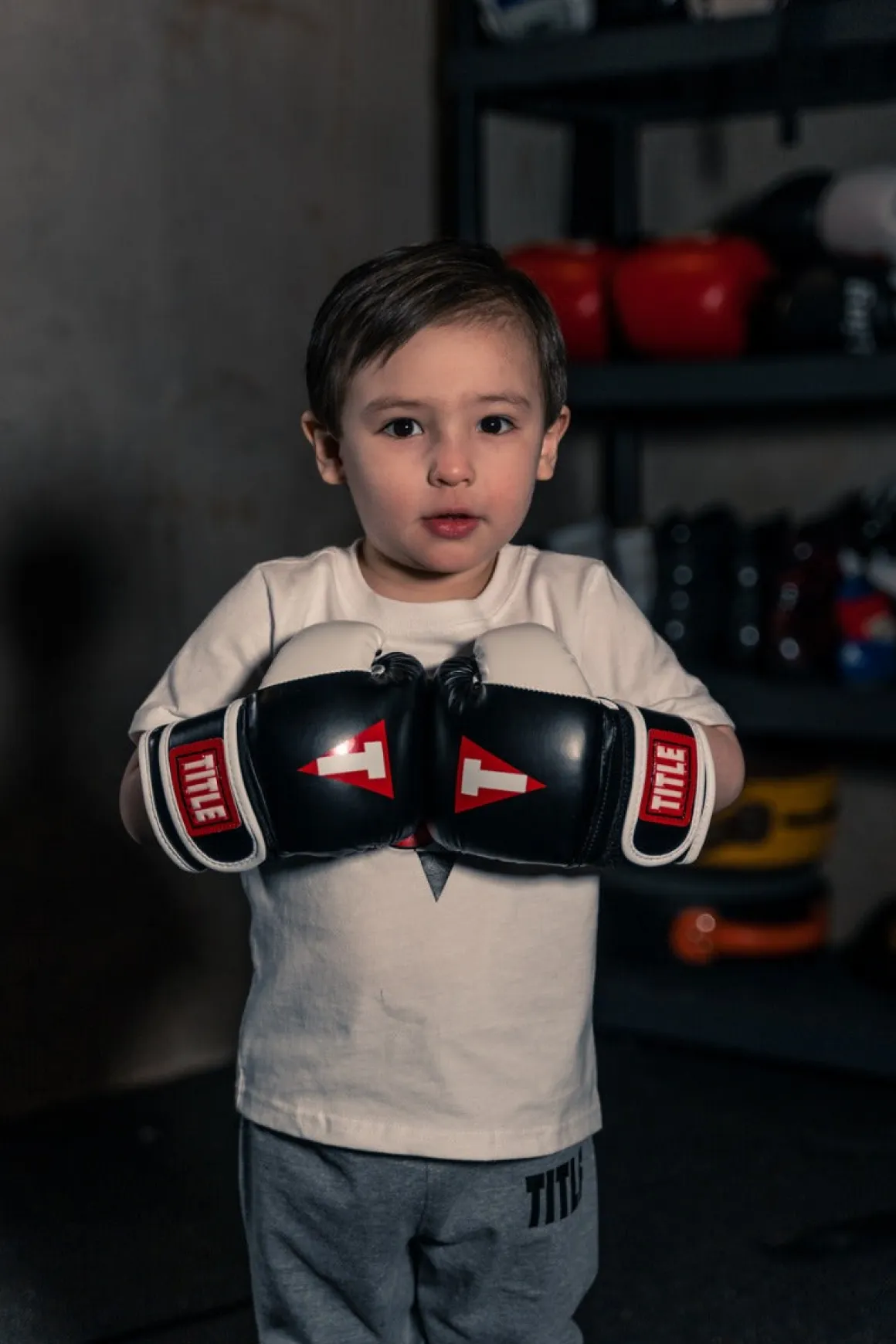 TITLE Boxing Youth Bag Boxing Gloves