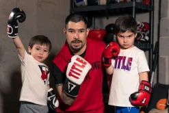 TITLE Boxing Youth Bag Boxing Gloves