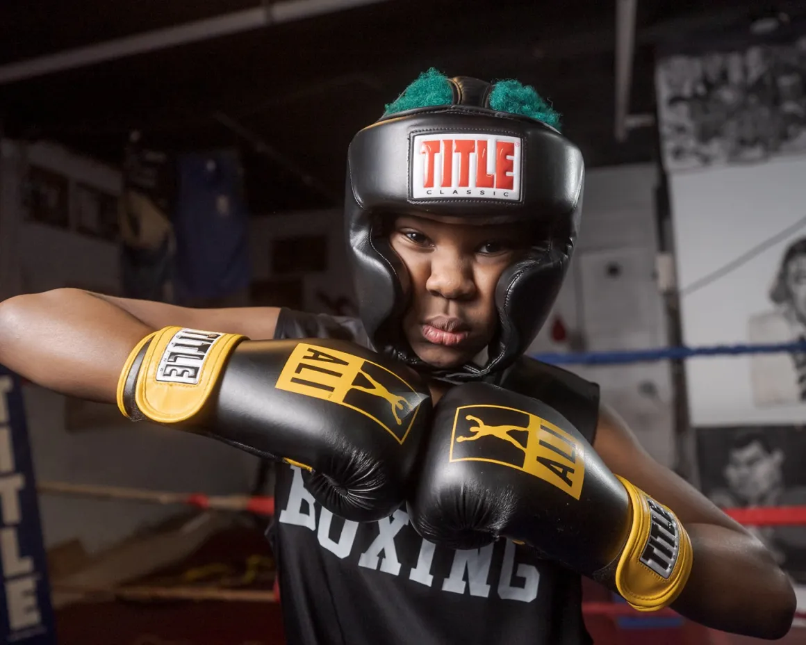 TITLE Classic Hi-Performance Headgear 2.0