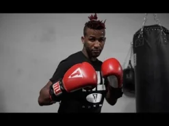 TITLE Classic Power Weight Bag Boxing Gloves