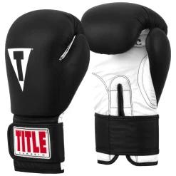 TITLE Classic Retaliate Boxing Gloves