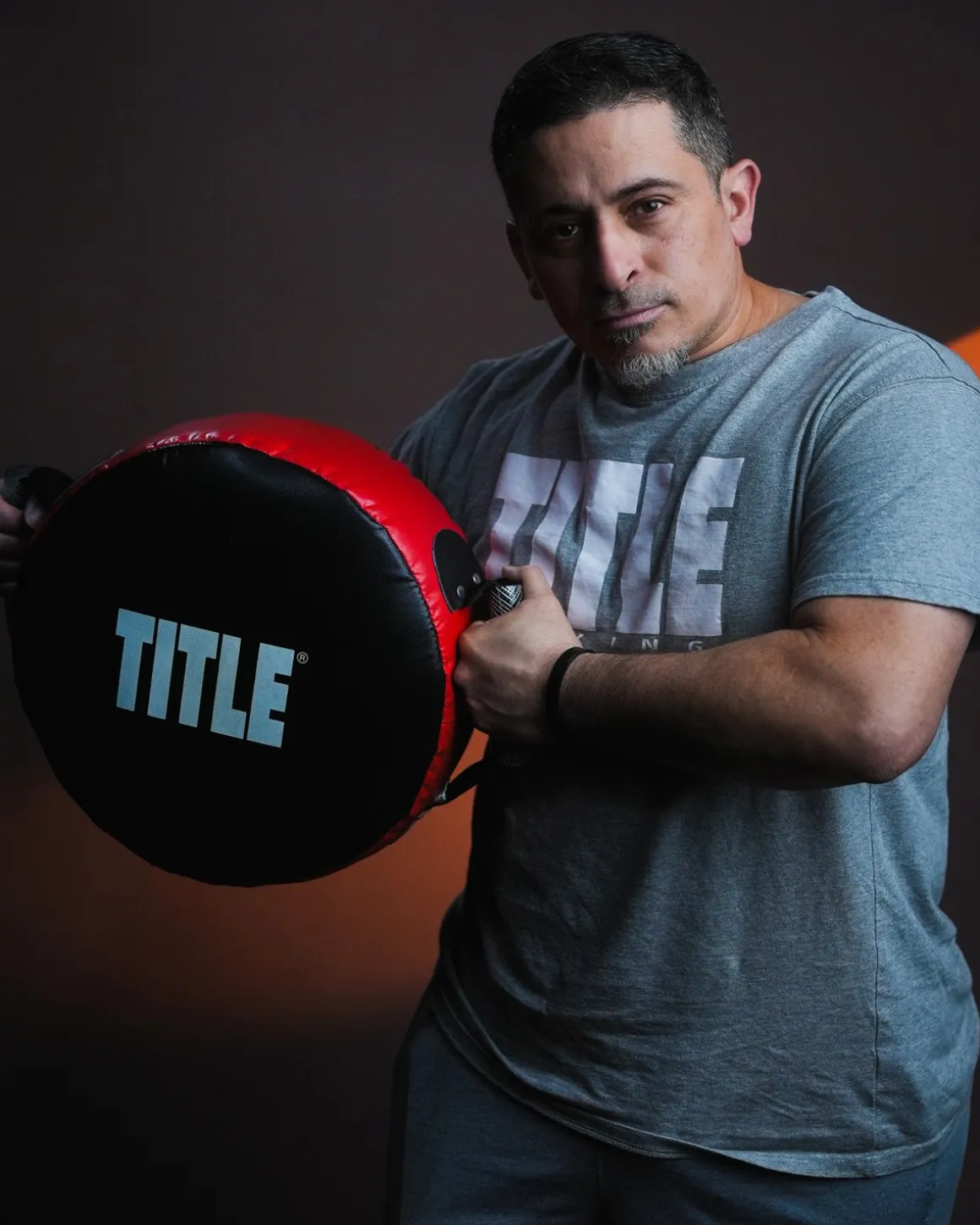 TITLE Classic Round Punch Shield V2