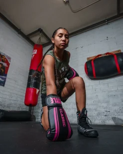 TITLE Classic Speed Boxing Gloves