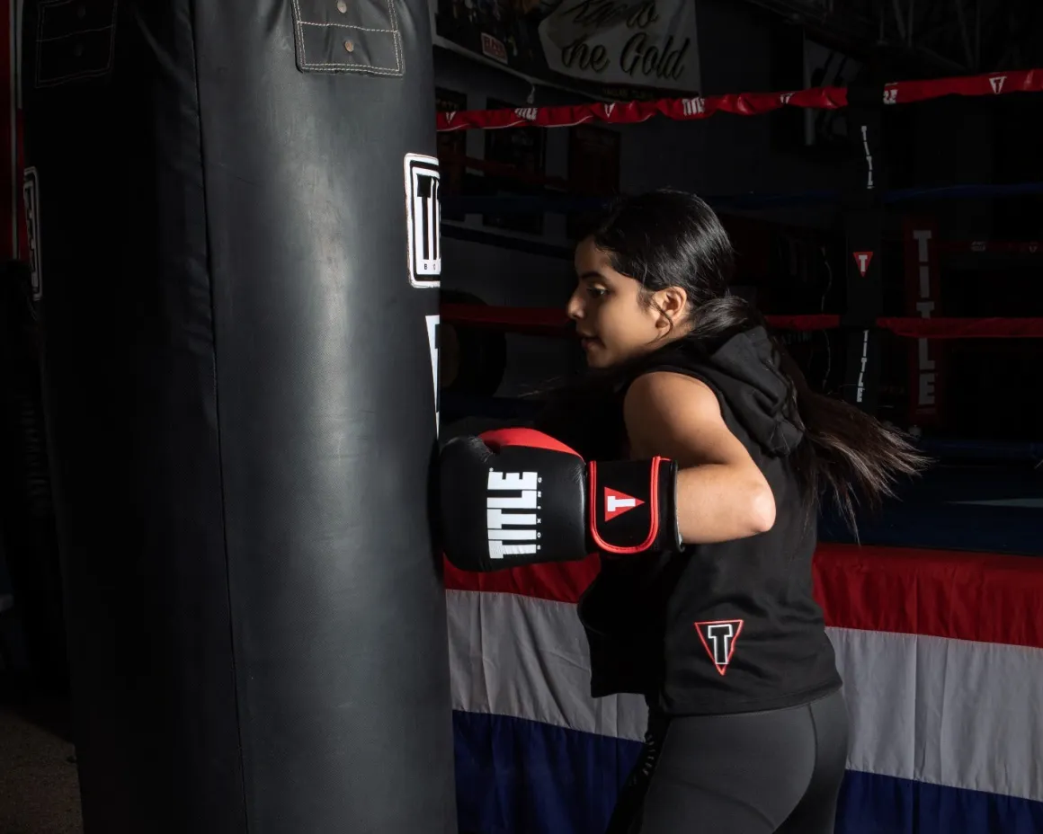 TITLE Dynamic Strike Heavy Bag Gloves