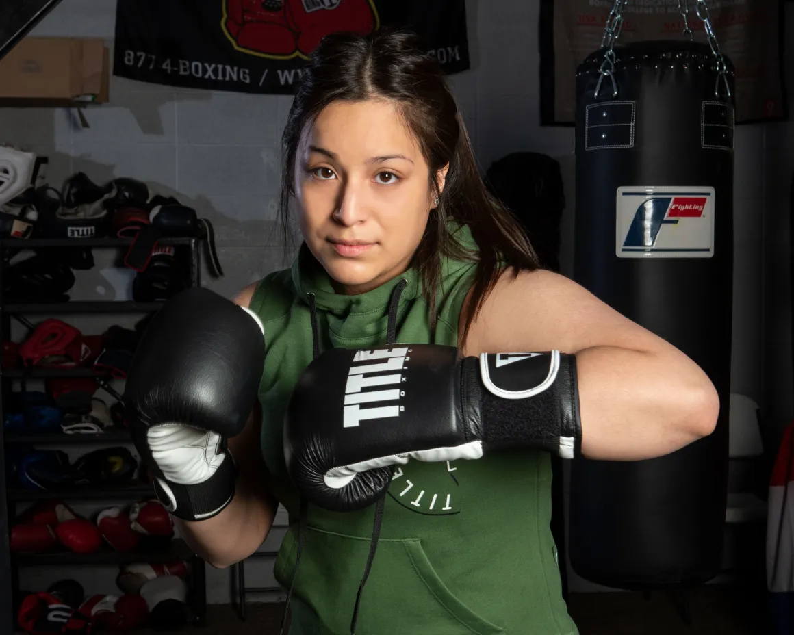 TITLE Dynamic Strike Heavy Bag Gloves