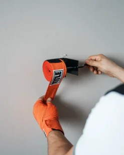 TITLE Metal Hand Wrap Roller