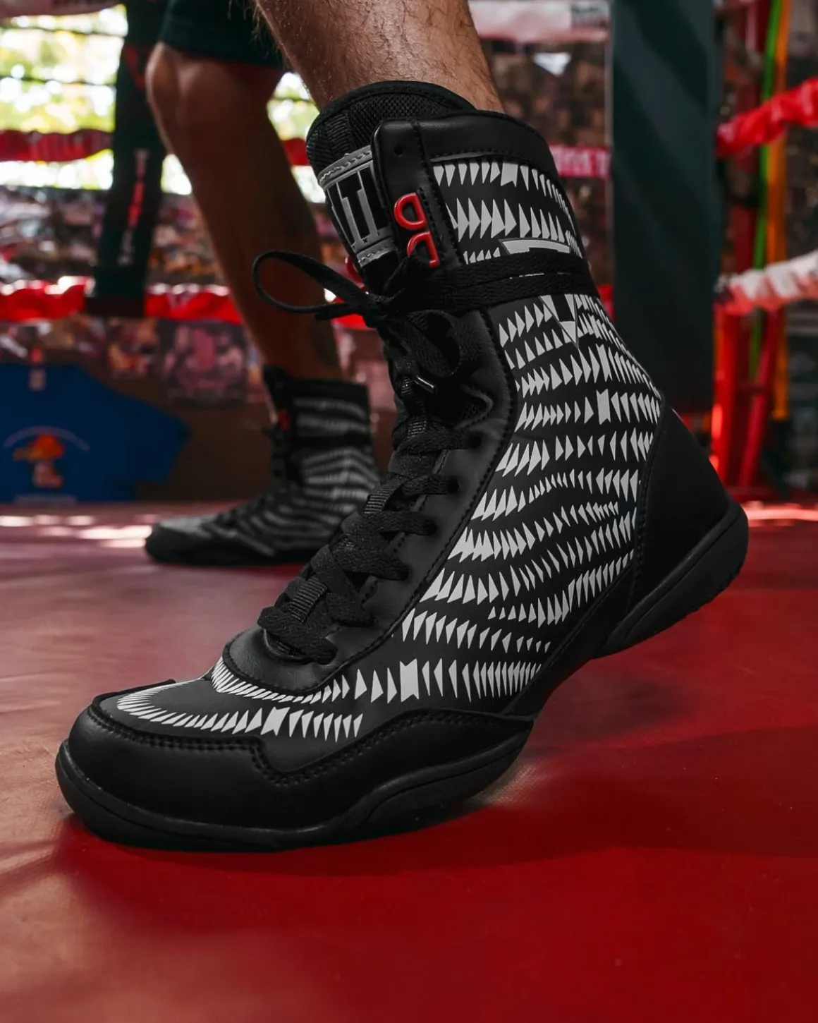 TITLE Predator Boxing Shoes 2.0