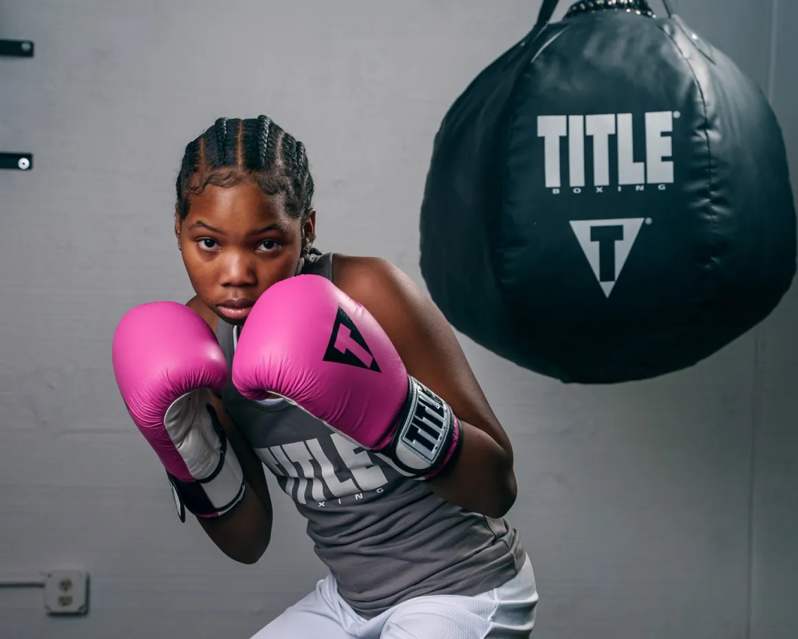 TITLE Premier Leather Super Bag Boxing Gloves 2.0