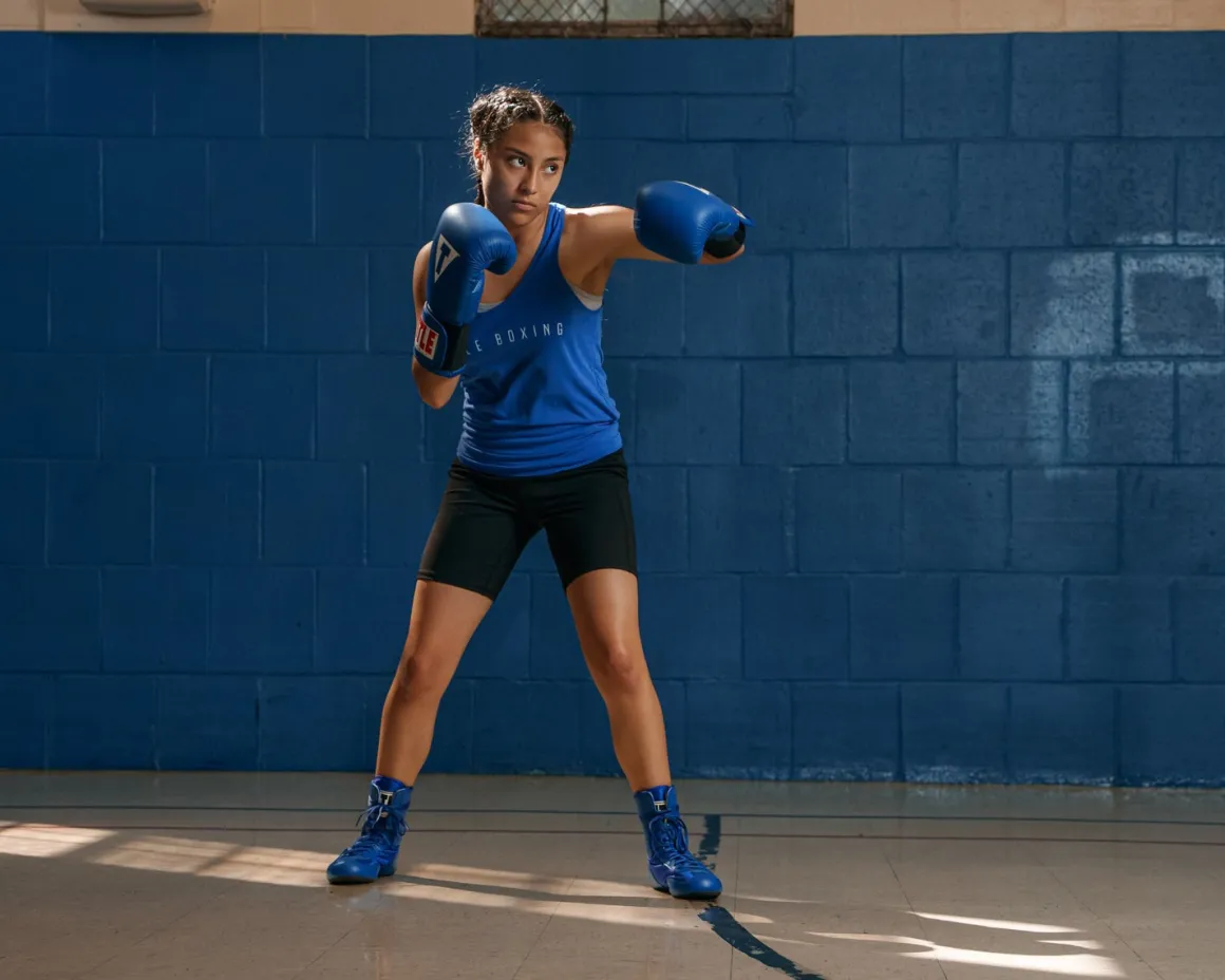 TITLE Speed-Flex Encore Mid Boxing Shoes
